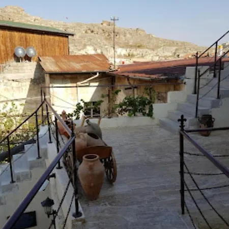 Glamada Cave 3*
