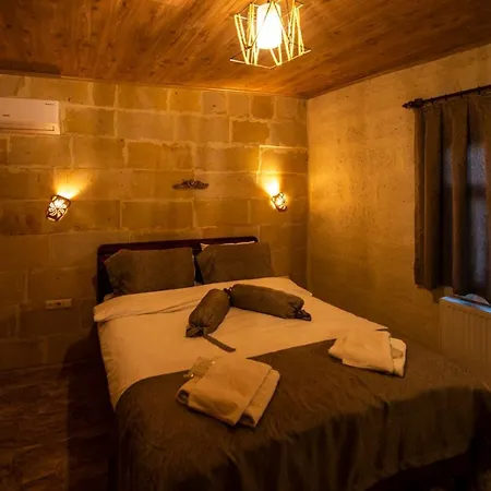 Glamada Cave Bed & Breakfast 3*