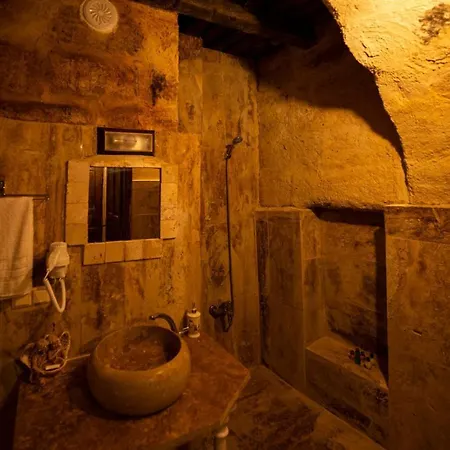 Glamada Cave 3* 于尔居普