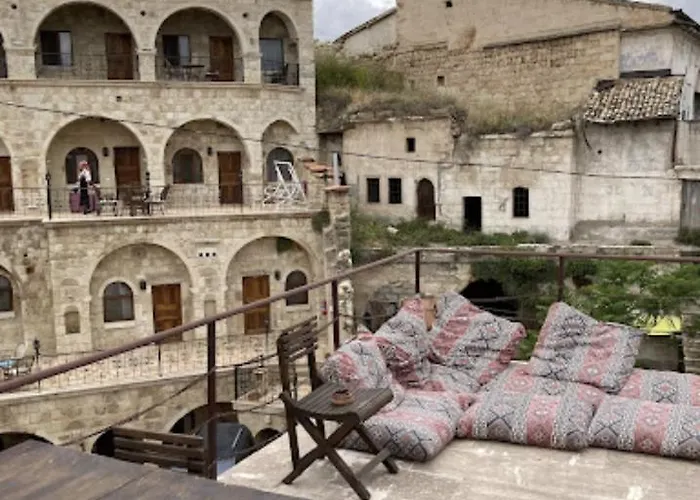 Frühstückspension Glamada Cave 3*